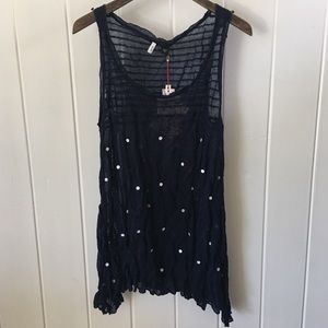 ⚡️NWT⚡️Smitten polka dot tank